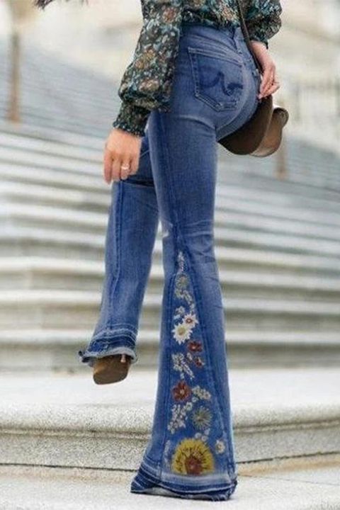 90s Vintage Floral Embroidery Side Flare Jeans gallery 1