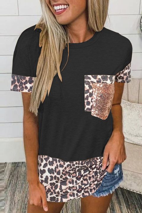 Contrast Leopard Sequin Patched Pocket T-Shirt gallery 1