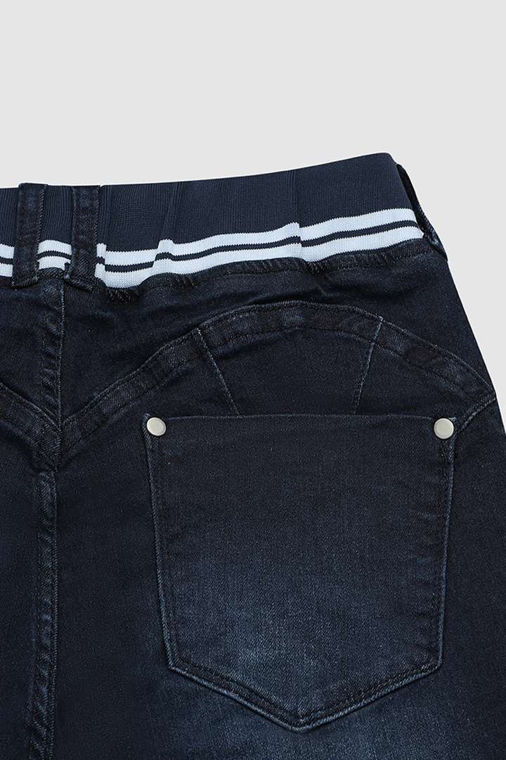 Capri-Jeans mit Doppeltaste Knopfverschluss und Kordelzug mit Mittlere Taille gallery 10