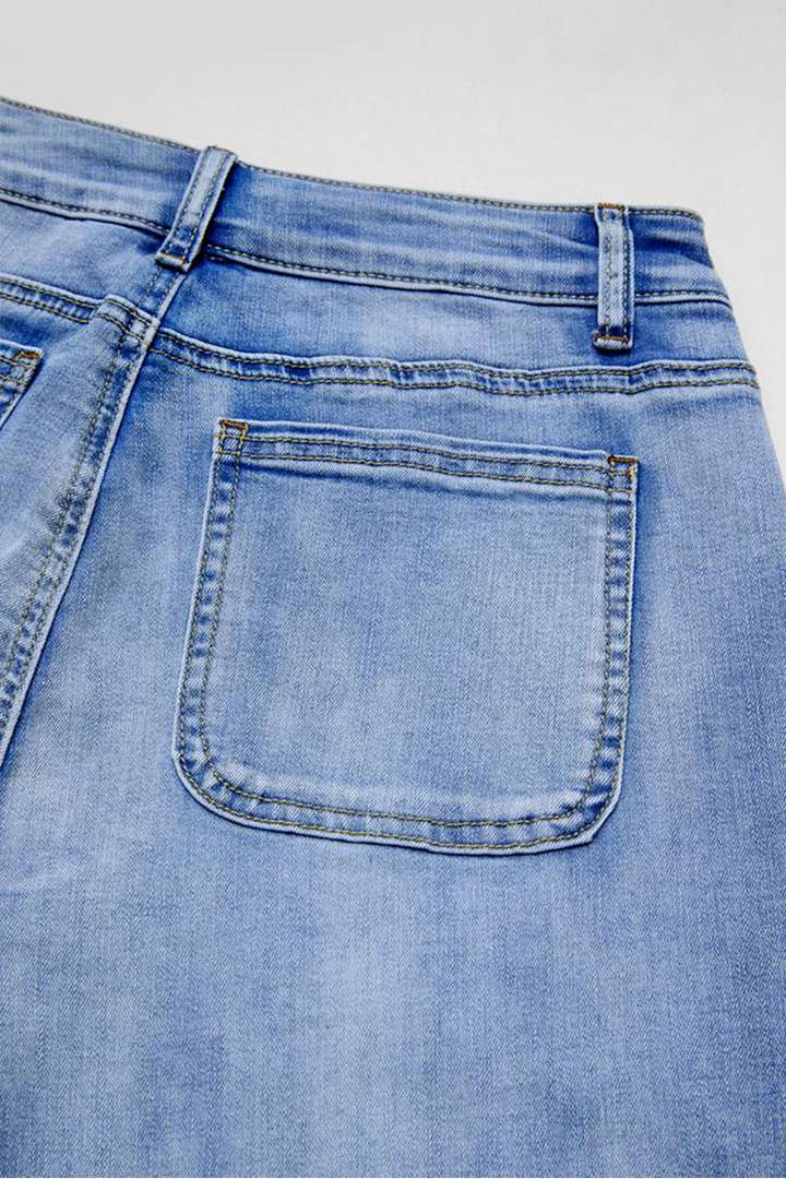 Multi Pocket Button Fly Mid Rise Straight Leg Jeans Without Belt gallery 6