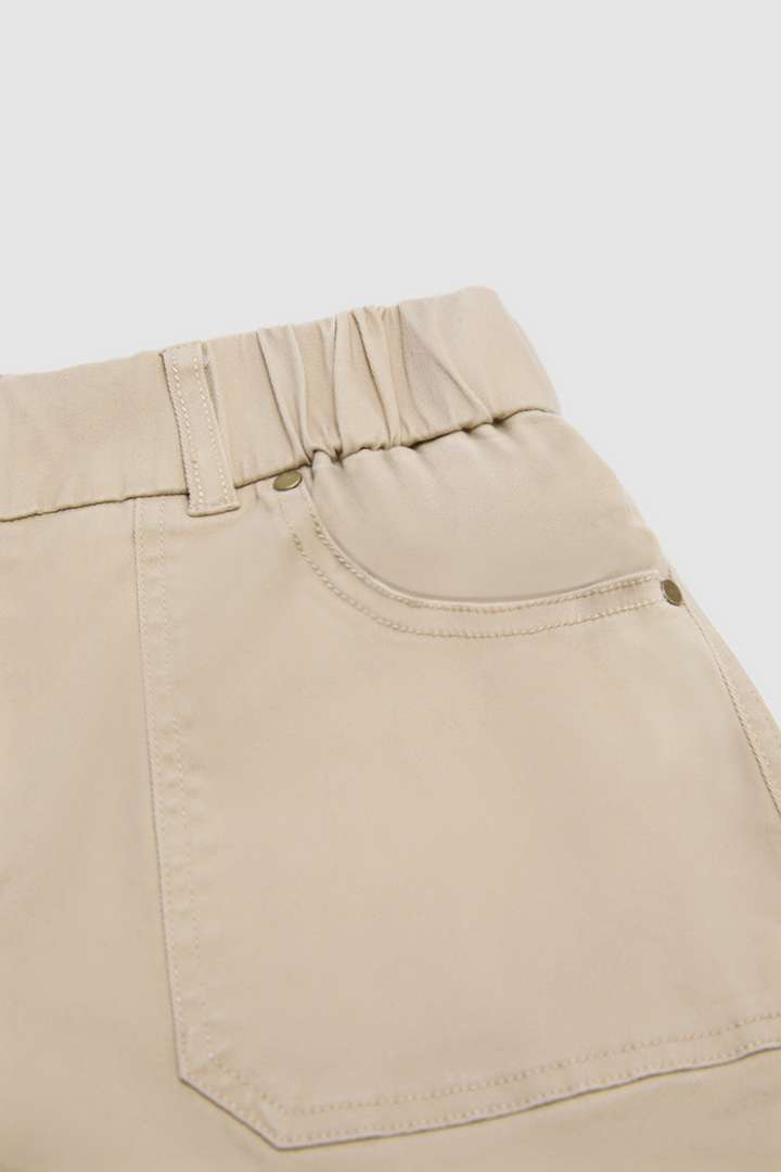 Solid Split Side Flap Pocket Shorts Without Belt gallery 11