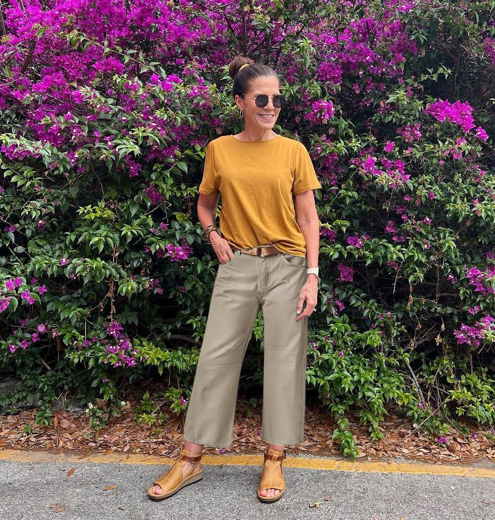 @flamingo’s show of Solid Stitch Detail Mid Waist Crop Straight Leg Jeans Without Belt