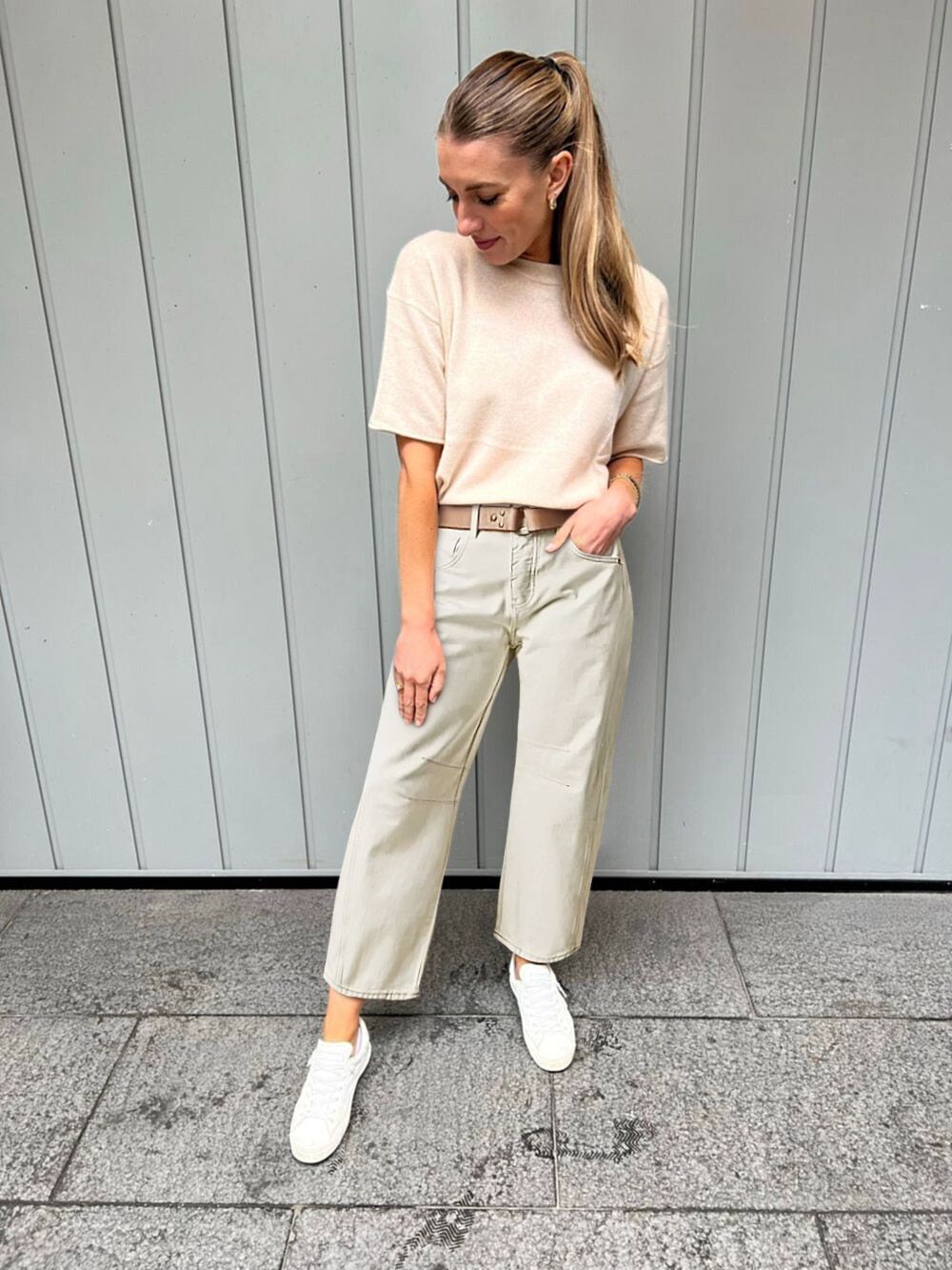 @flamingo’s show of Solid Stitch Detail Mid Waist Crop Straight Leg Jeans Without Belt