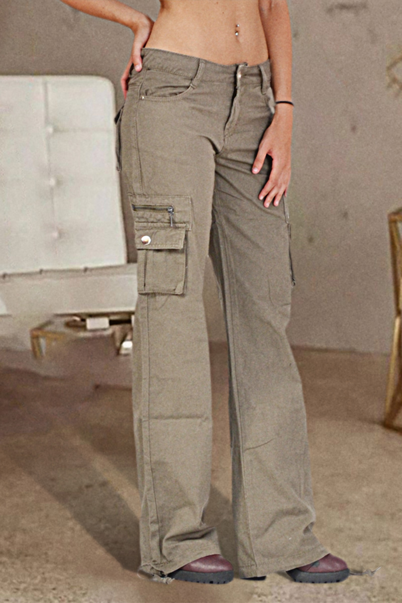 Solid Flap Pocket Low Rise Cargo Jeans | Flamingo Shop